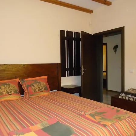 Villa Manoya